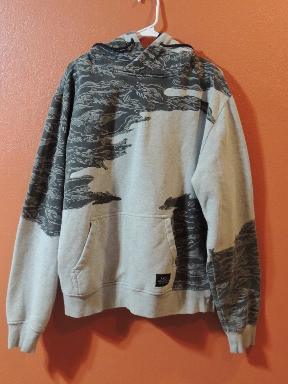 AKOO Hoodie Men X Large Gray Black Scenic Print Warm Cool Summer Night Hoodie